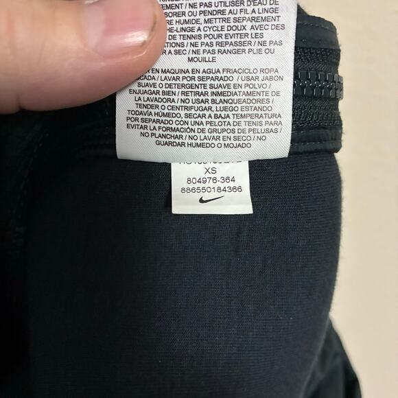 Nike Black Hooded Jacket - Picture 10 of 10